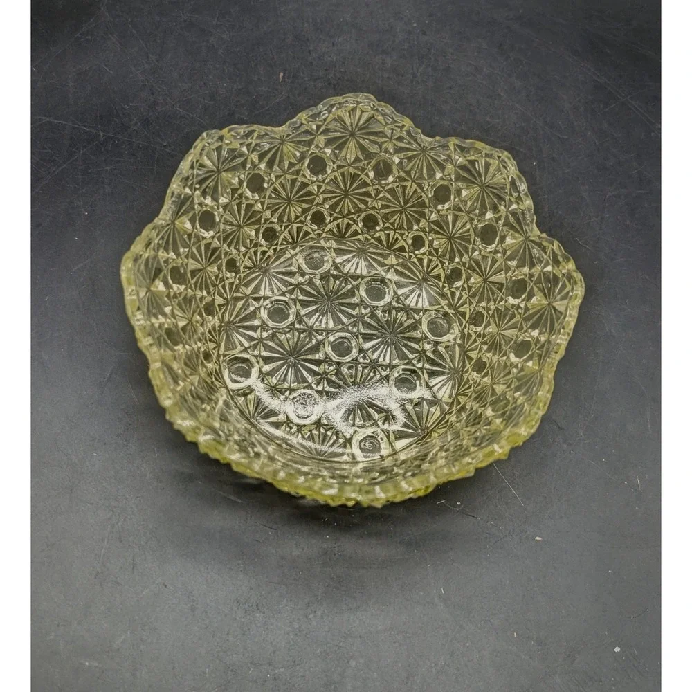 Vintage Vaseline Uranium Glass Bowl Daisy and Button Scalloped EAPG UV Reactive